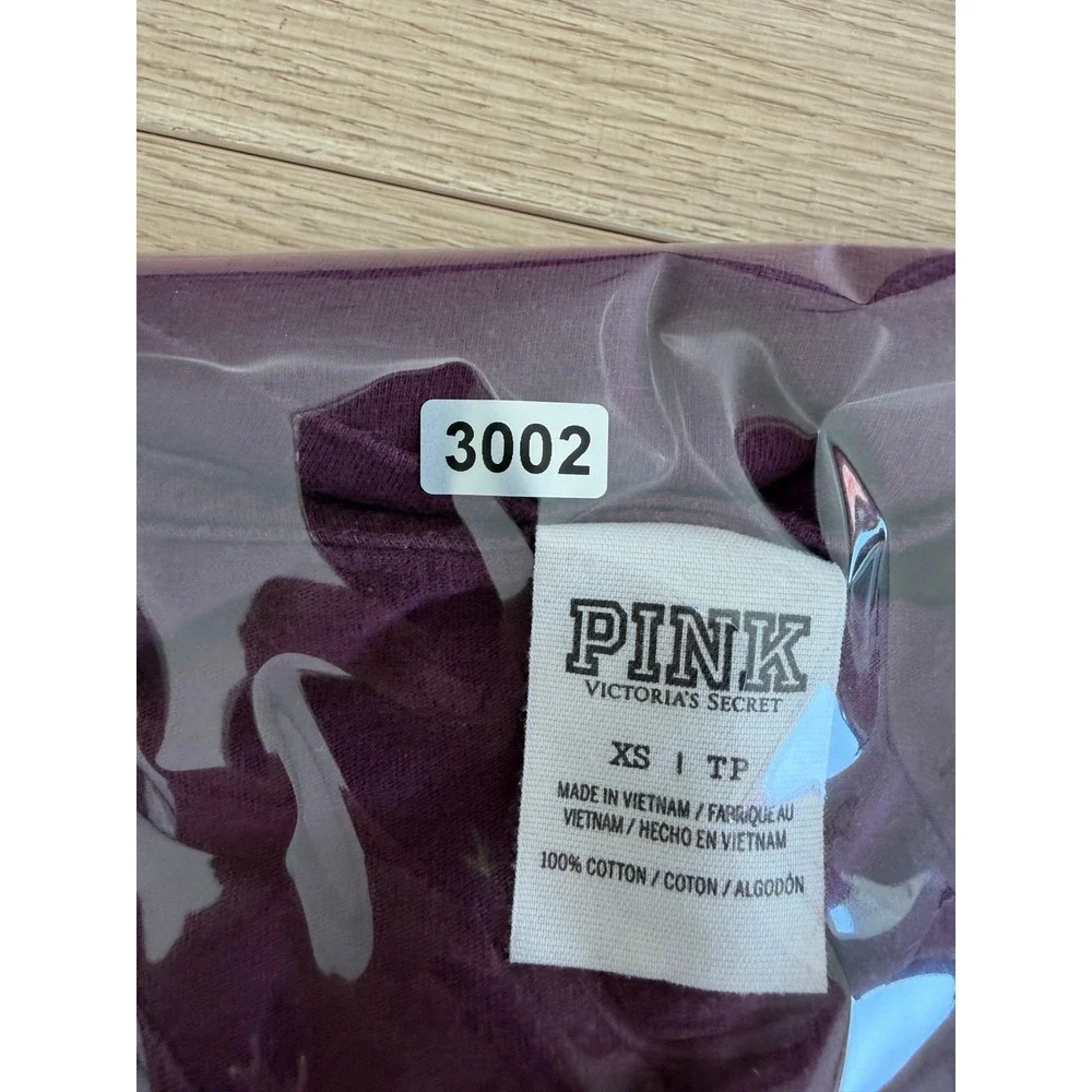 PINK Sequin Logo V Neck Tee Womens XS Burgundy Y2K Athleisure Lounge Sporty - Picture 8 of 8